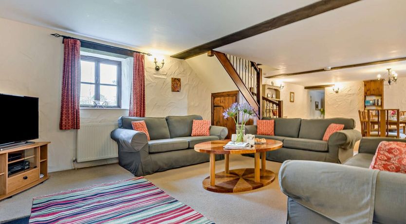 Photo of 4 Bed in Helston