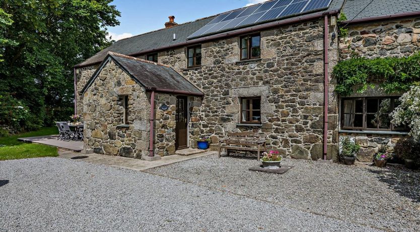 Photo of 4 Bed in Coverack