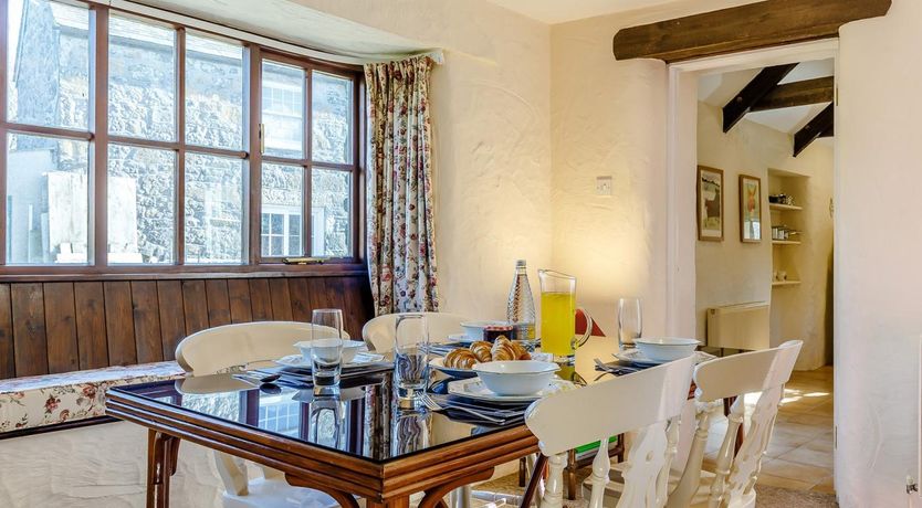 Photo of 2 Bed in Helston