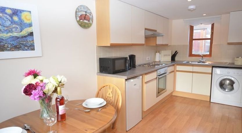 Photo of 1 Bed in Kington Magna