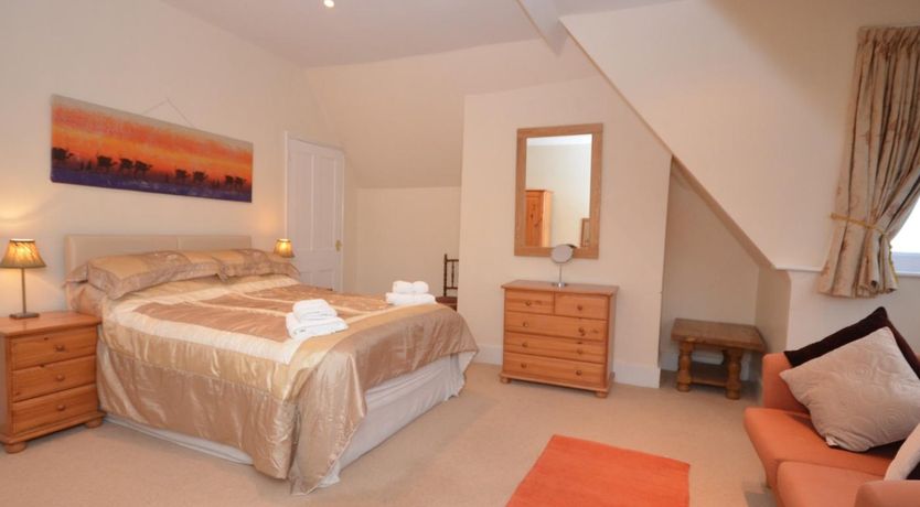 Photo of 3 Bed in Lyme Regis