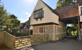 Photo of 3 Bed in Lyme Regis