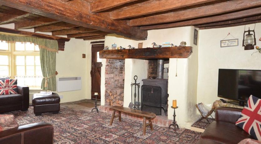 Photo of 4 Bed in Wimborne