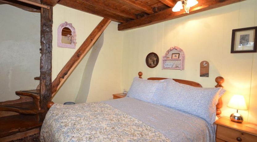 Photo of 4 Bed in Wimborne