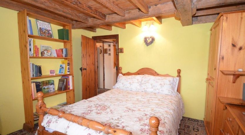 Photo of 4 Bed in Corfe Mullen