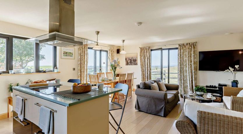 Photo of 4 Bed in Bridgwater