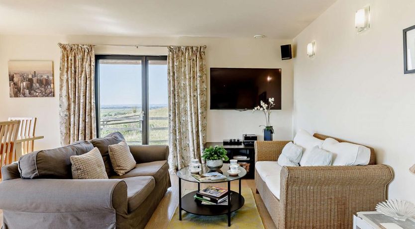 Photo of 4 Bed in Moorlinch