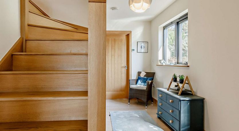 Photo of 4 Bed in Moorlinch