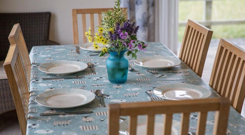 Photo of 4 Bed in Moorlinch