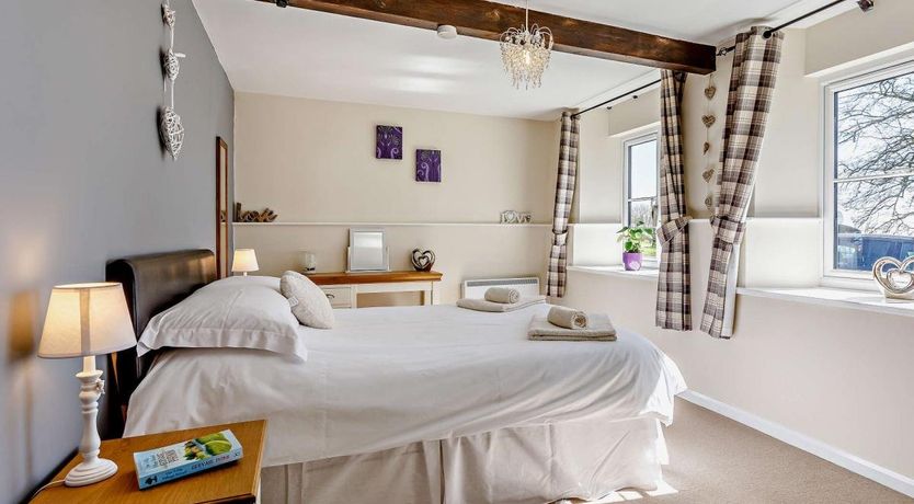 Photo of 1 Bed in Dulverton