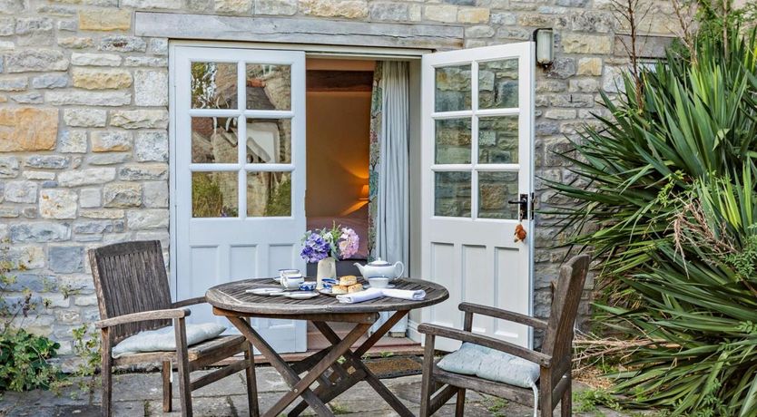 Photo of 1 Bed in West Camel