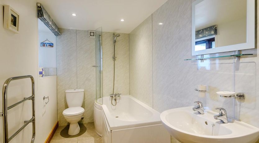Photo of 3 Bed in South Molton