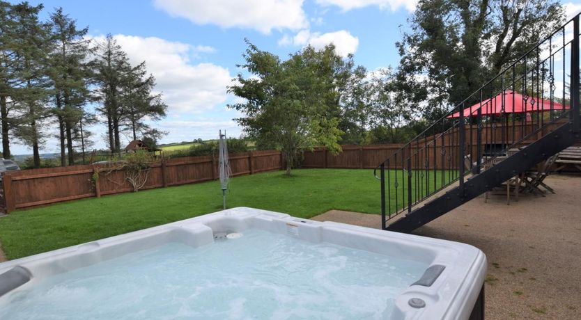Photo of 3 Bed in South Molton