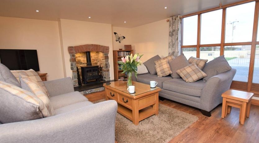 Photo of 3 Bed in Woolsery