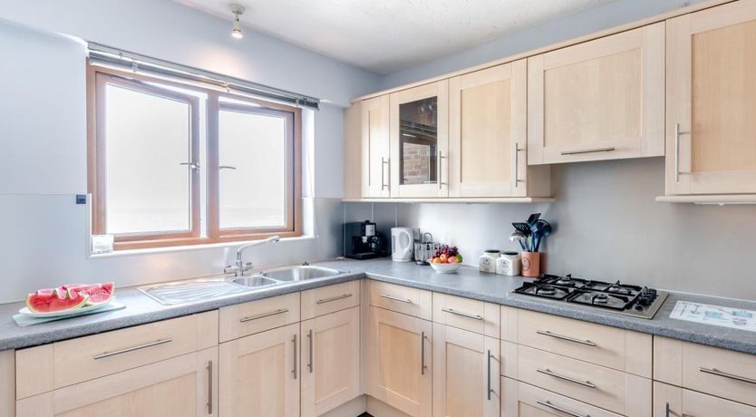 Photo of 2 Bed in Westward Ho