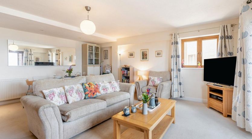 Photo of 2 Bed in Westward Ho