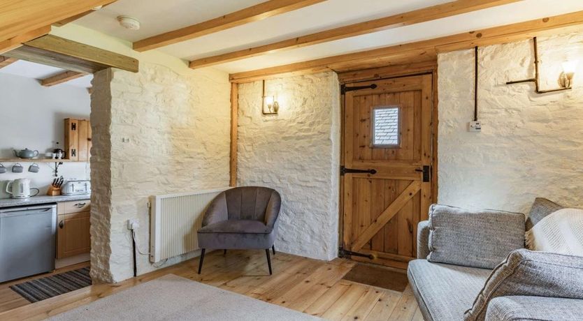 Photo of 1 Bed in Buckland Brewer