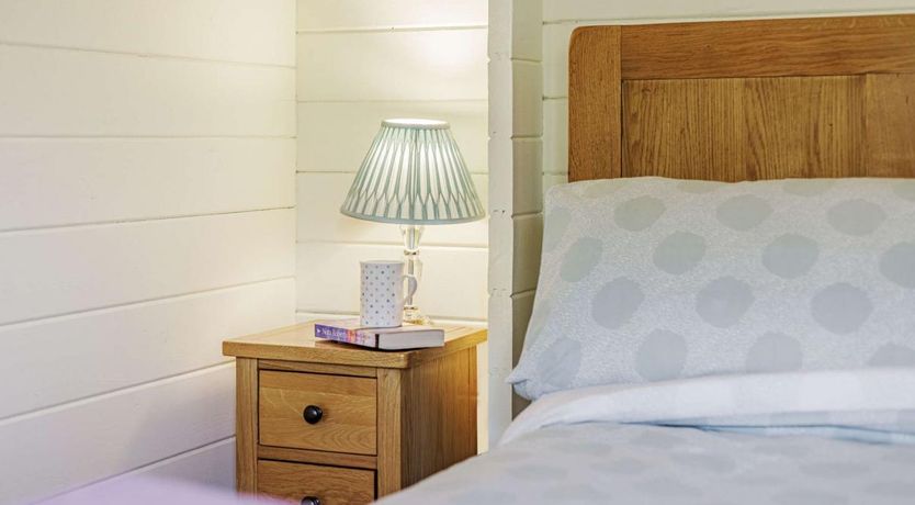 Photo of 2 Bed in Woolsery