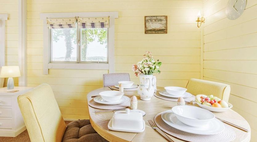 Photo of 2 Bed in Woolsery