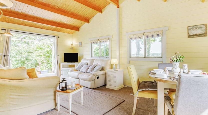 Photo of 2 Bed in Woolsery