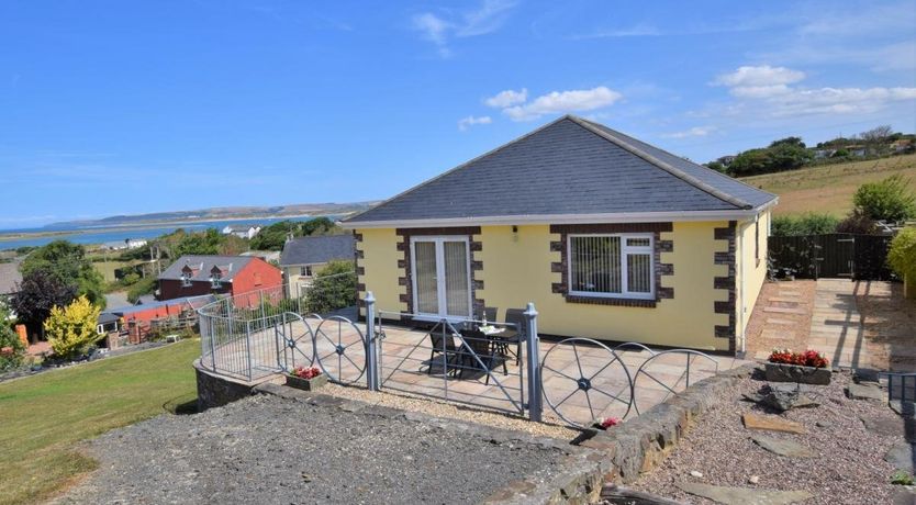 Photo of in Appledore  (PILOT)
