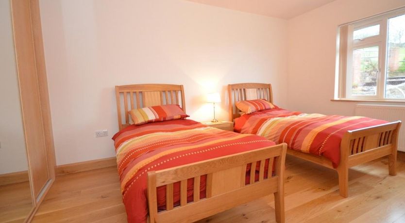 Photo of 2 Bed in Appledore