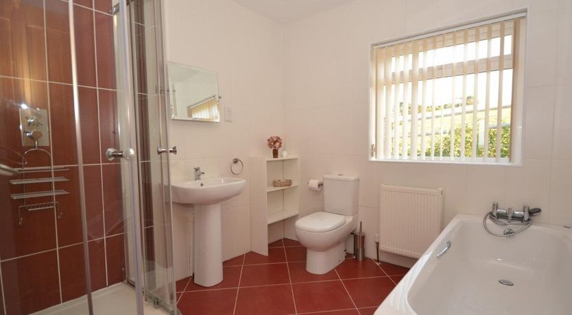 Photo of 2 Bed in Appledore
