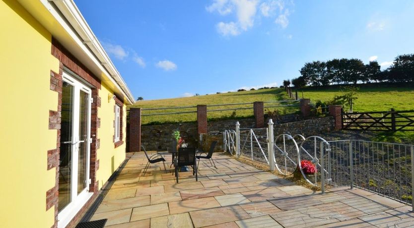 Photo of 2 Bed in Appledore