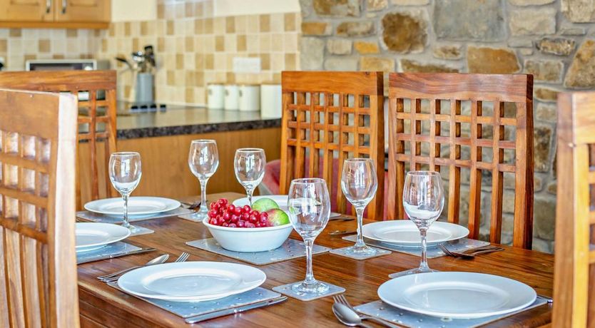 Photo of 3 Bed in Woolsery