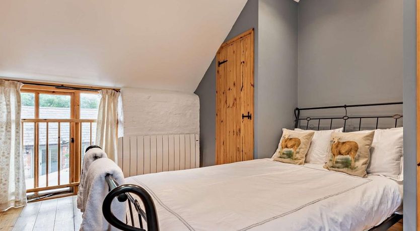 Photo of 2 Bed in Ashwater