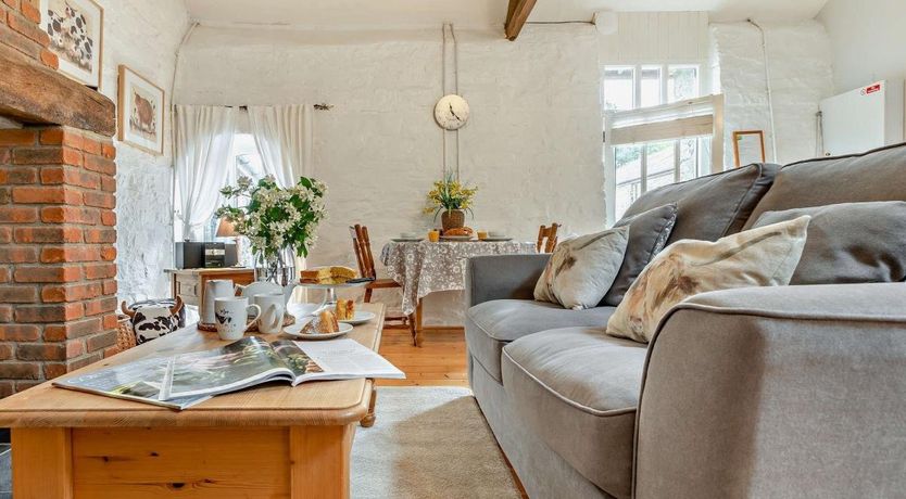 Photo of 1 Bed in Ashwater