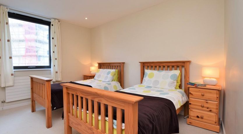Photo of 2 Bed in Westward Ho