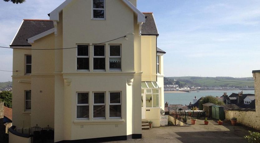 Photo of 2 Bed in Appledore