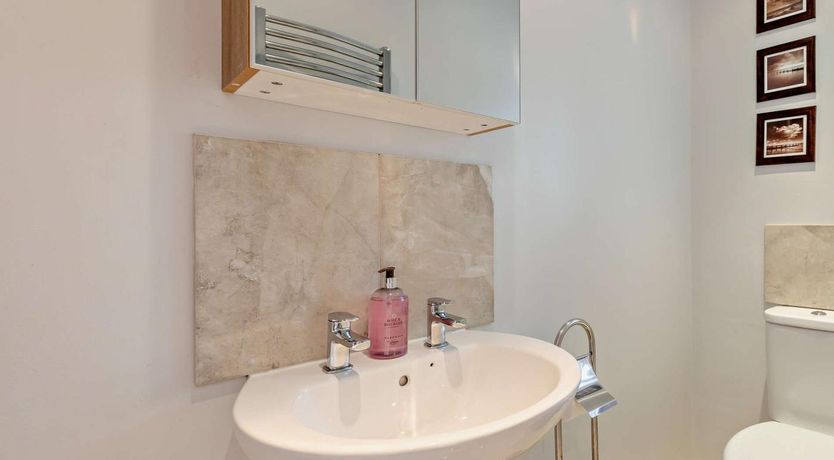 Photo of 3 Bed in Ilfracombe