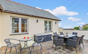 Photo of 3 Bed in Ilfracombe