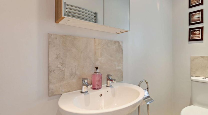 Photo of 3 Bed in Ilfracombe