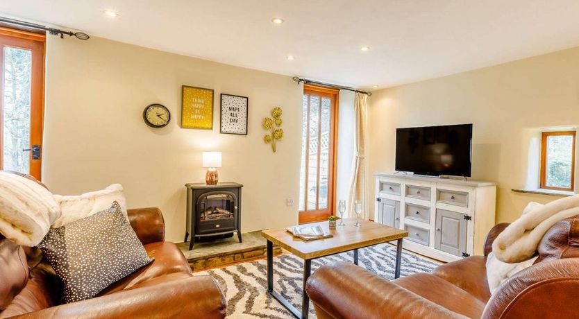 Photo of 2 Bed in Holsworthy Beacon