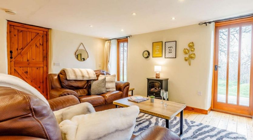 Photo of 2 Bed in Holsworthy Beacon