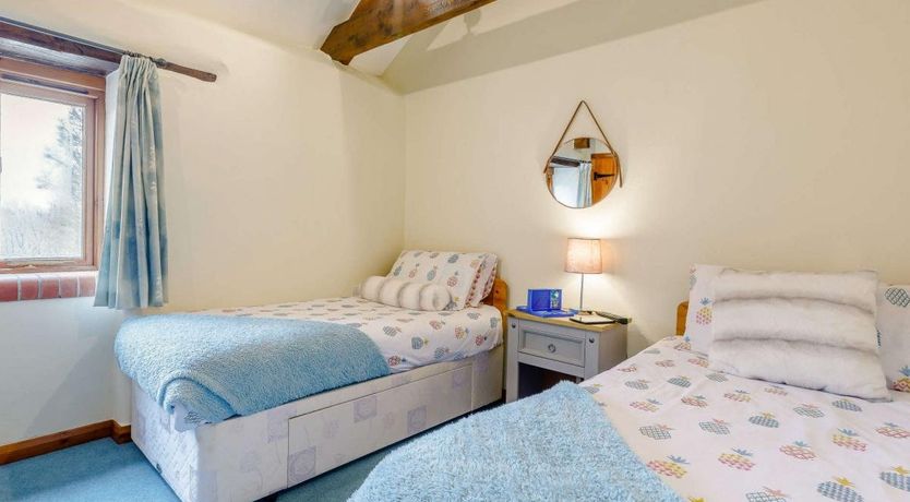 Photo of 2 Bed in Holsworthy Beacon