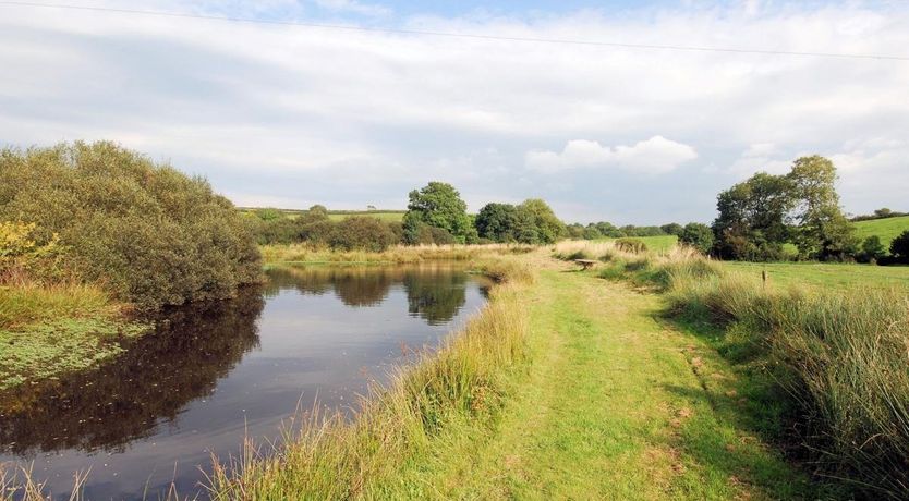 Photo of 2 Bed in Woolsery