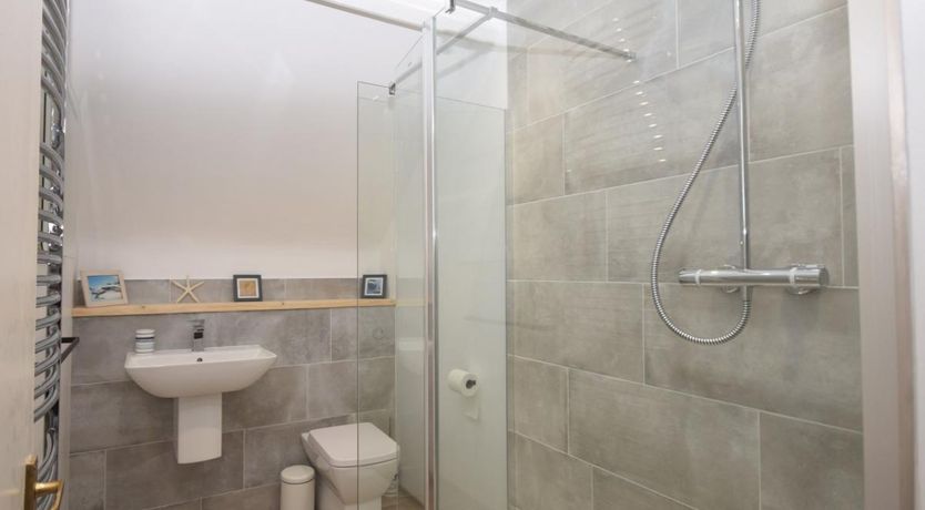 Photo of 2 Bed in Appledore