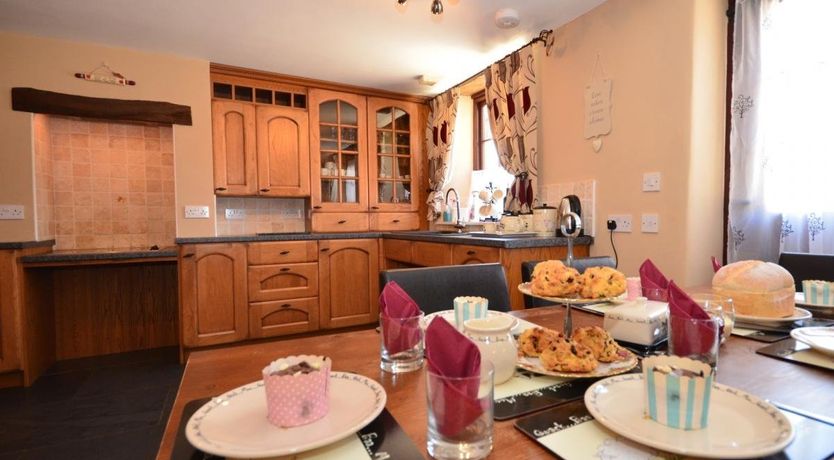 Photo of 3 Bed in South Molton