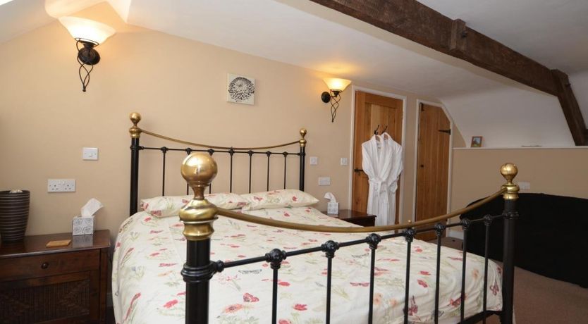 Photo of 3 Bed in South Molton