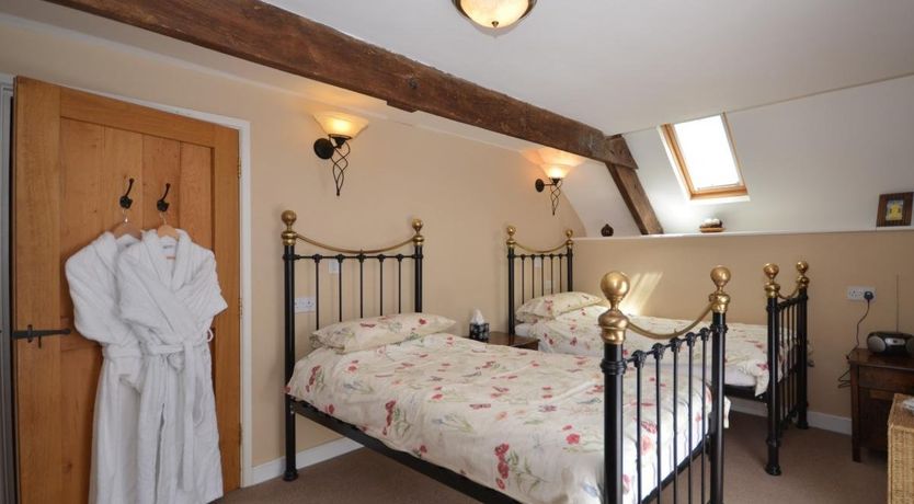 Photo of 3 Bed in South Molton