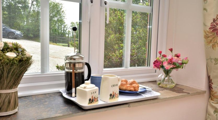 Photo of 1 Bed in Week St Mary