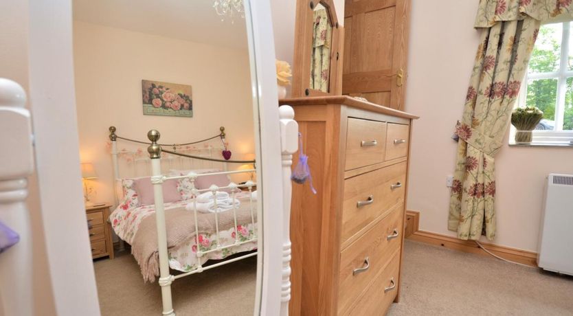 Photo of 1 Bed in Holsworthy