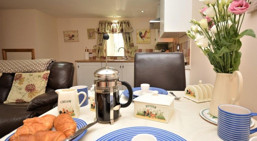 Photo of 1 Bed in Week St Mary