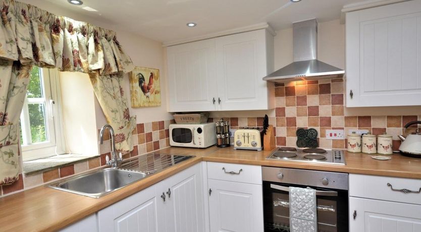 Photo of 1 Bed in Week St Mary