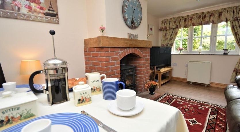 Photo of 1 Bed in Week St Mary