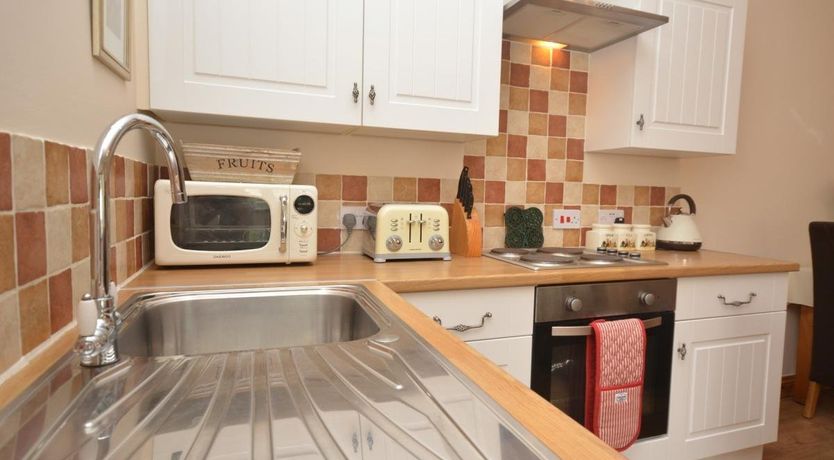 Photo of 1 Bed in Week St Mary